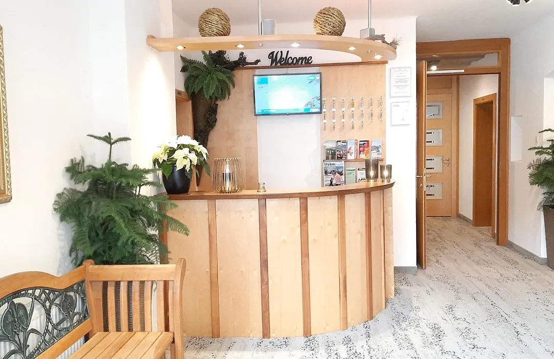 Hotel Garni Bergland-1